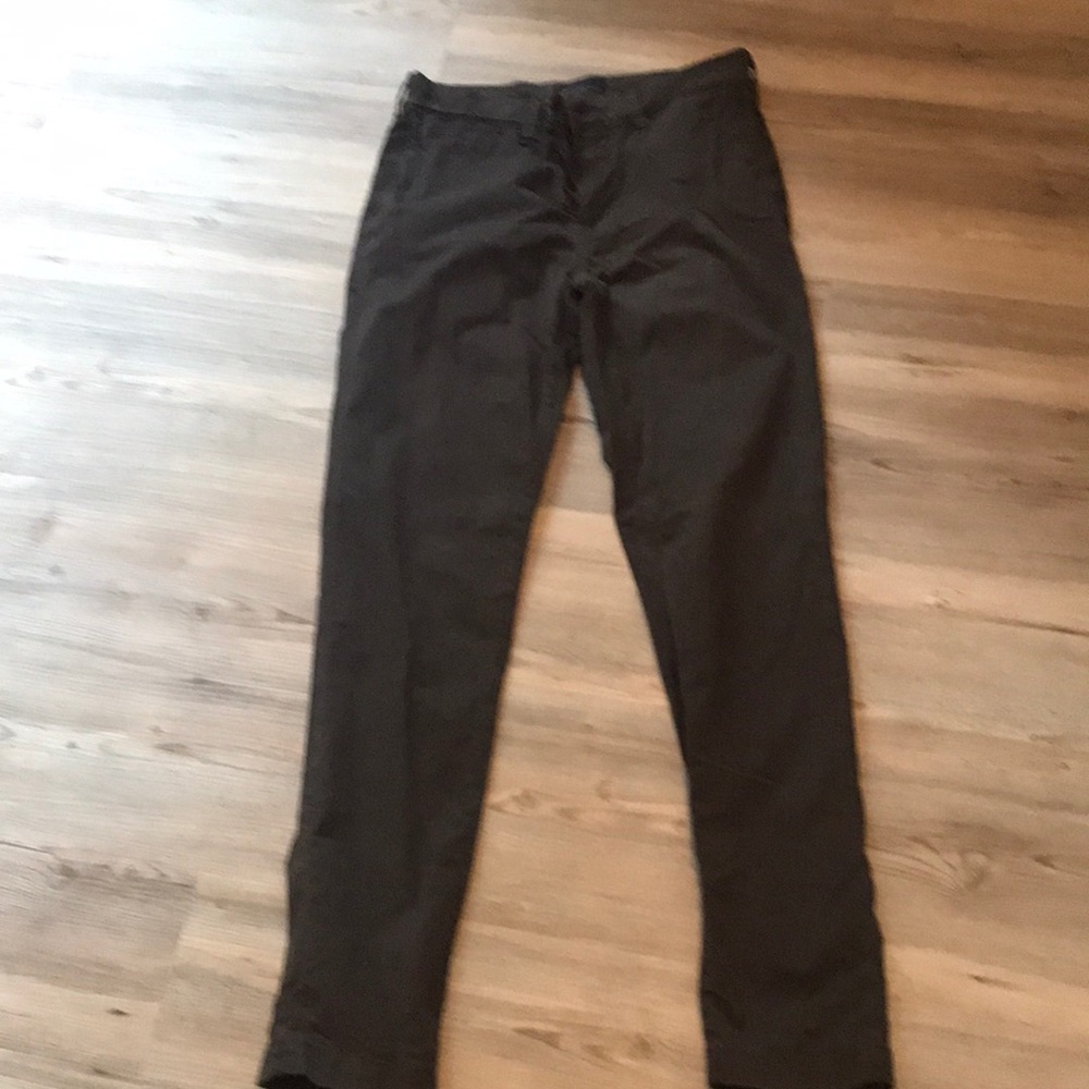 American Eagle Men’s Extreme Flex Slim Chinos